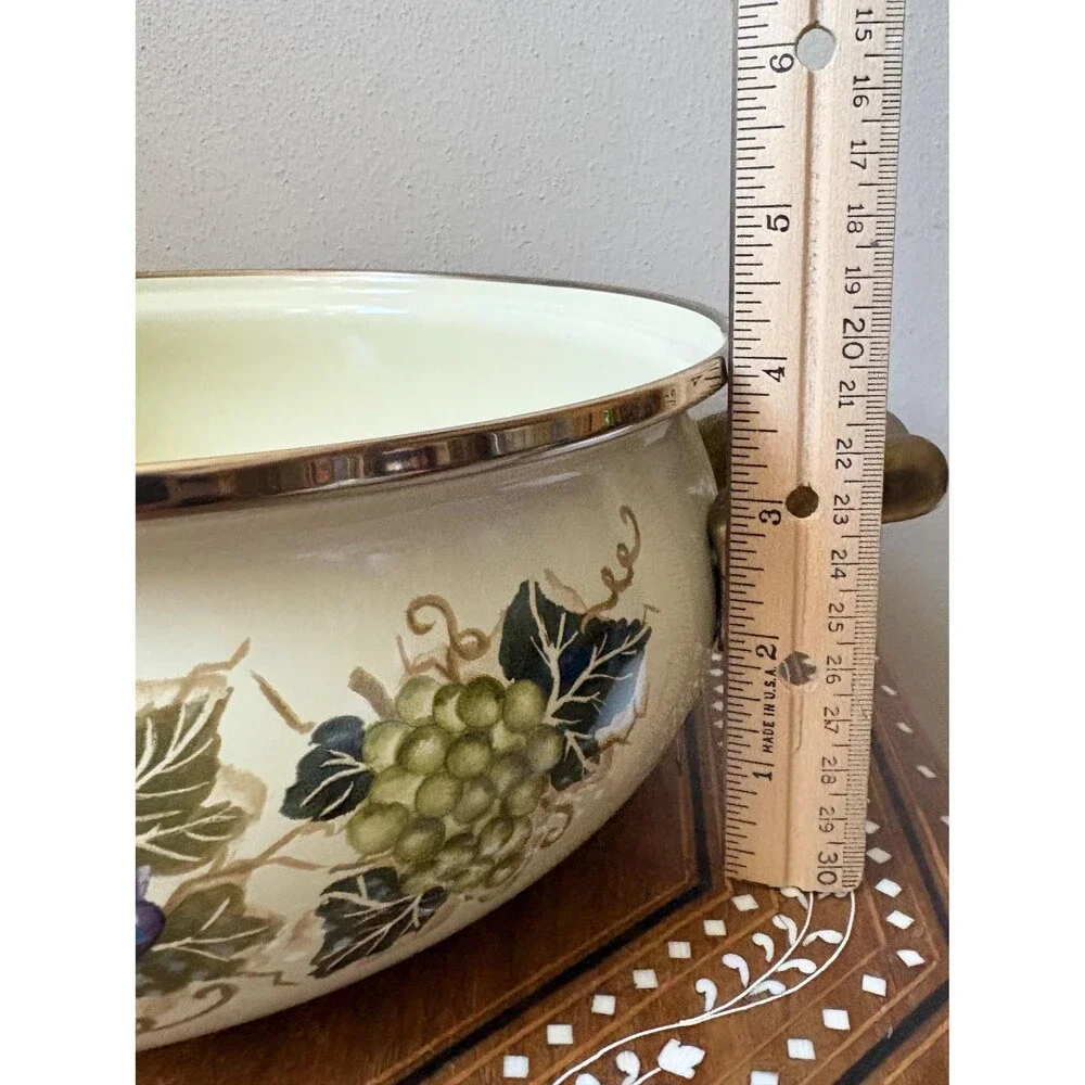 Vintage Tabletops Unlimited Vitroceramic 10” Covered Stock Pot/Dutch Oven Cabern